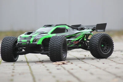 Traxxas 78086 Green 1:7 XRT 4x4 VXL Race Truck New in OVP - Image 1 of 4