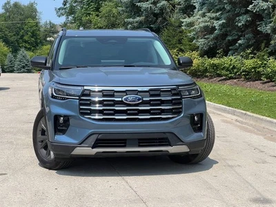 2025 Ford Explorer Active AWD 4dr SUV - Image 1 of 4