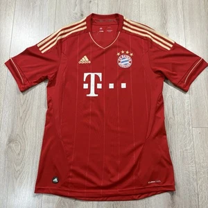 Adidas Medium Men’s 2011/12 Bayern Munich Home Football Shirt - Picture 1 of 16