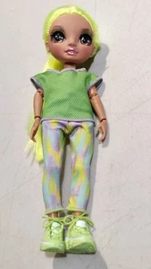 MGA Rainbow High JR High Karma Nichols Neon Fashion Doll 2021 - Bild 1 von 6