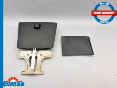 Tapa de puerta compartimento de almacenamiento trasero central Saturn Sky Pontiac Solstice 06-09 OEM Foto 1 de 4