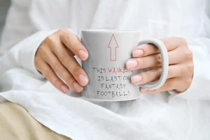'Last On Fantasy Football' Novelty Tea & Coffee 11oz Mug - Great Office Gift - Picture 1 of 2