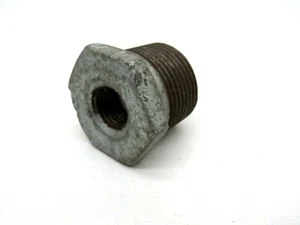 Cast Iron Pipe Reducer Reducing Bushing 1/4" NPT to 3/4" NPT Pipe Size - Picture 1 of 6