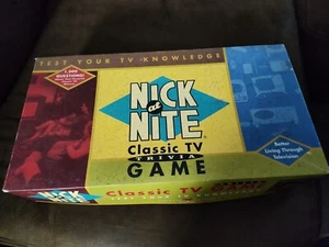 1998 Nick at Nite Classic TV Trivia gioco del cardinale 1000 domande! Completo - Foto 1 di 8