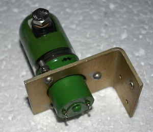 Relé/interruptor SPST de vacío de alta potencia. V2V-1V (B2B-1B) 15A 4kV con pieza de montaje - Imagen 1 de 4