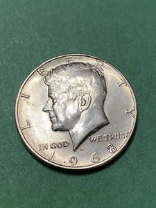 1968-D 50C Kennedy Half Dollar 1968 D Mint Error silver kennedy half Dollar - Picture 1 of 5
