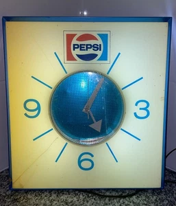 Vintage Pepsi Cola Wall Clock Model G-665 Working! - Picture 1 of 24