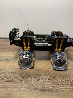 Camión de radiocontrol Bright Rock 'N Roar 1989 de colección 27,145 MHz chasis solo piezas Foto 1 de 4