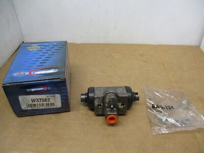 Drum Brake Wheel Cylinder Rear Right Pronto W37582 - Image 1 of 3