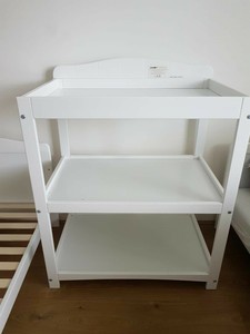 babies r us changing unit