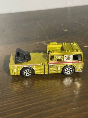 Matchbox '06 Fire Engine, Flame Tamer (2008 Multipack, 10 Pack Exclusive) Gold  - Image 1 of 4