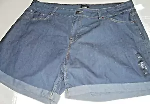 Pantalones cortos de mezclilla para dama talla 22W Simply Emma nuevos con etiquetas - Imagen 1 de 2