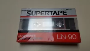 NEW SEALED REALISTIC CASSETTE SUPERTAPE LOW NOISE LN-90 - 90 MINUTES - Picture 1 of 2