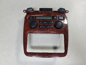2004-2007 Toyota Highlander Auto AC Climate Control Dash Bezel 84010-48170 - Picture 1 of 6