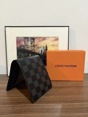 INCREDIBLE LOUIS VUITTON DAMIER GRAPHITE BIFOLD WALLET Checkboard pattern - Image 1 of 4