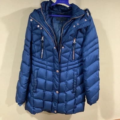 Abrigo Andrew Marc Azul Marino Largo Medio Cremallera Capucha Detalle Oro Rosa XS Foto 1 de 4