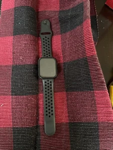 bracelet sport apple watch série 8 45mm - Photo 1 sur 2