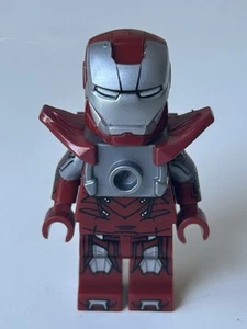 OFFICIAL LEGO Iron Man Silver Centurion Minifigure 5002946 - Picture 1 of 13