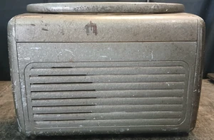 General Electric Radio Model 250 - Picture 1 of 8