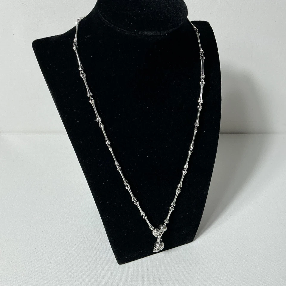 Collar Alexander McQueen Plata Calavera y Huesos con Caja Foto 1 de 3