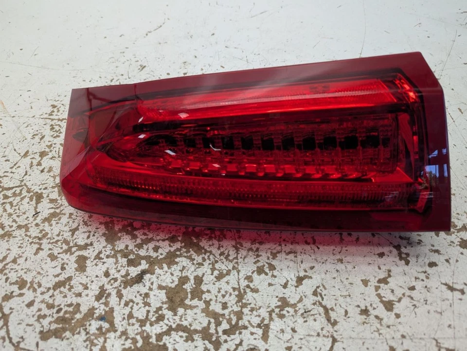 Luz trasera derecha pasajero sedán para 13-18 ATS 787429 Foto 1 de 4