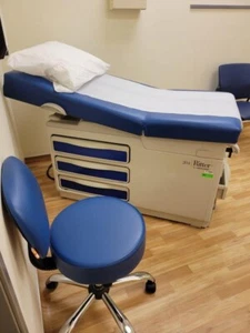 Ritter® 204 Manual Examination Table - Picture 1 of 3