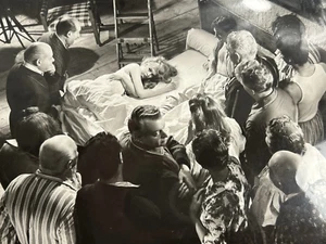 Vintage Brigitte Bardot Film Foto von Une Parisienne - Bild 1 von 6