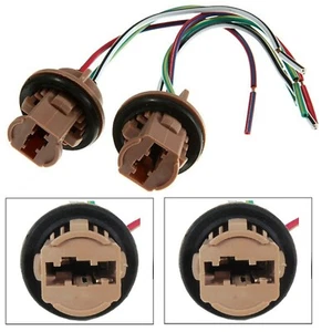 Universal Pigtail Wire Female Socket 7443 Two Harness Brake Stop Tail Lamp OE - Picture 1 of 10