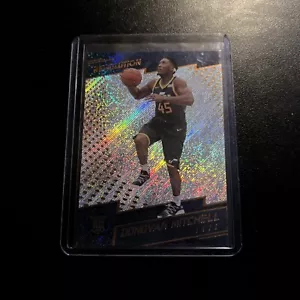 2017-18 Panini Revolution - Rookies Donovan Mitchell #125 (RC) - Picture 1 of 2