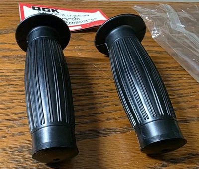复古 NOS 20 世纪 70 年代 OGK HANDLEBAR 握把 Norton Commando 750 Fastback Roadster 850 — 第 1/4 张图片