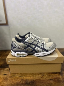 ASICS Gel-Nimbus 9 “Oatmeal Indigo Fog” Talla 9.5M Usado - Imagen 1 de 5