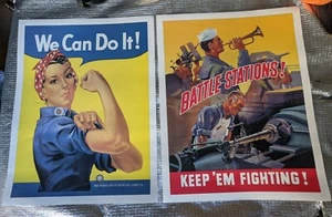 LOTE DE CARTELES DE PROPAGANDA ""WE CAN DO IT, KEEP EM FIGH"" DE LA SEGUNDA GUERRA MUNDIAL. COLORIDO, 16X20 - Imagen 1 de 8
