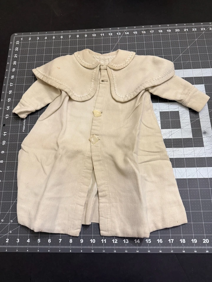 Antique Victorian circa 1900's Toddler White Coat with Mother Of Pearl Buttons - Image 1 of 4