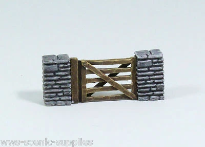 WWSCENICS Gate and Stone Pillar Pack 20-28mm - Warlord WWII Scenery Terrain Wargames