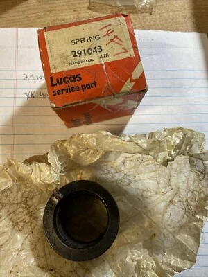 NOS LUCAS 291043 STARTER PINION SPRING STANDARD TRANS. JAGUAR XK120 XK140 XK150 - Image 1 of 3