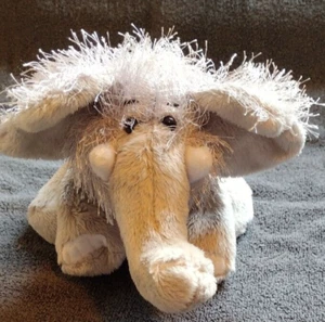 Ganz Webkinz Gray Elephant Beanbag Eyelash Plush Stuffed HM007 NO CODE - Picture 1 of 14