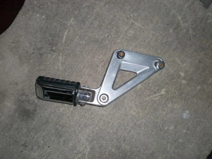 Honda 1983 VT 750 C Shadow 700 R Rear Peg & Bracket - Picture 1 of 1