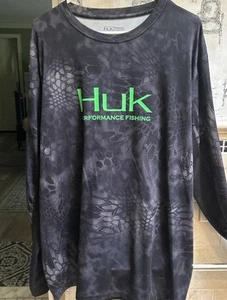 HUK Performance Fishing Shirt Men XL Black Camo Neon Green Long Sleeved - Picture 1 of 5