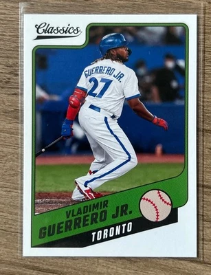 2022 Panini Chronicles - Essentials Vladimir Guerrero Jr. #19 - Image 1 of 2