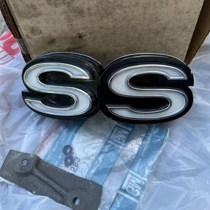 NOS 1970 Chevelle SS El Camino Super Sports Grille Emblem 3977563  - Picture 1 of 12
