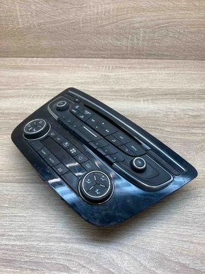 E107 7072 M01 RD5 2Z   AC AIR Conditioning  CONTROL Climate   Valeo - Image 1 of 4