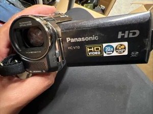 Panasonic HC-V10 Camcorder w/Battery - TESTED & WORKING! - Picture 1 of 8