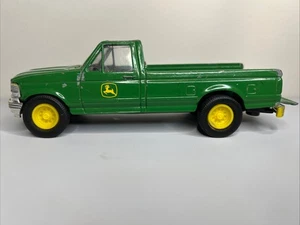 Vintage John Deere ERTL Pickup Truck 1:32 Scale Collectible - Picture 1 of 15