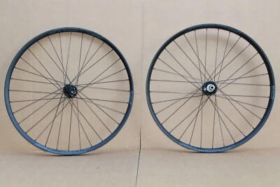*NOVO EM FOLHA* - Stans NoTubes FLOW MK4 - 29" Conjunto de rodas dianteiras/traseiras, rodas 29er - Imagem 1 de 3
