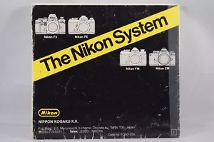 Brochure/Dépliant en Anglais THE NIKON SYSTEM Booklet Flyer - English - Foto 1 di 1
