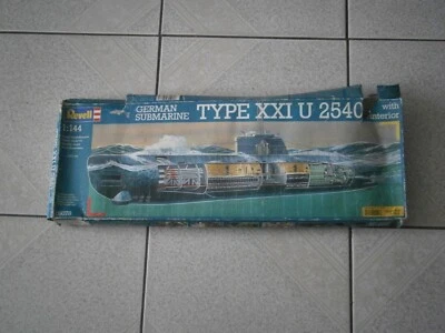 MAQUETTE SOUS MARIN ALLEMAND GERMAN U-BOOT TYPE XXI U 2540 (PAS DE PLAN) 1/144 - Photo 1/3