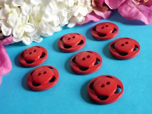 873BBIS Splendid 'Helix' Red Carmine Lot Of 7 Vintage Buttons - Picture 1 of 4