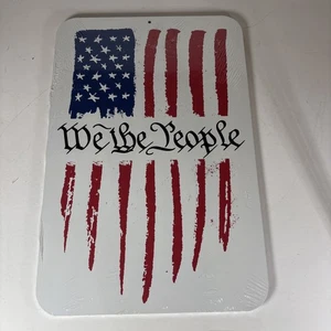 Insegna in metallo We The People bandiera americana 11”x7,5” antiruggine resistente alle intemperie - Foto 1 di 4