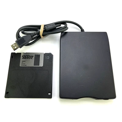 Dell 3.5 Inch Floppy Drive Module FD-05PUB External USB with Floppy Disc TESTED - Image 1 of 4