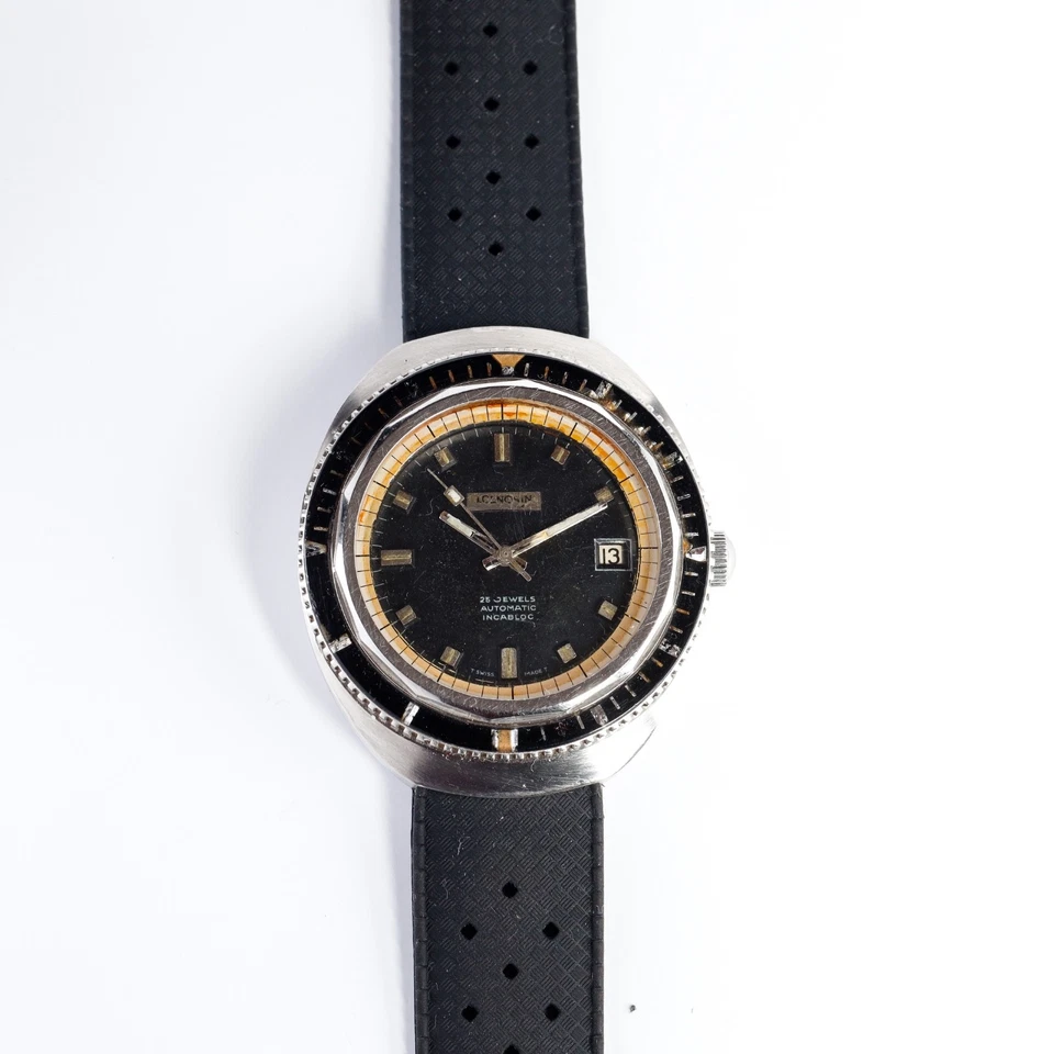 VINTAGE 1960s Squale 600m 60 atmos diver Foto 1 de 4